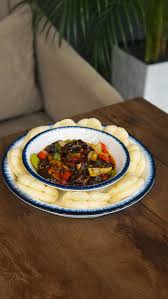 Телятина с пампушками